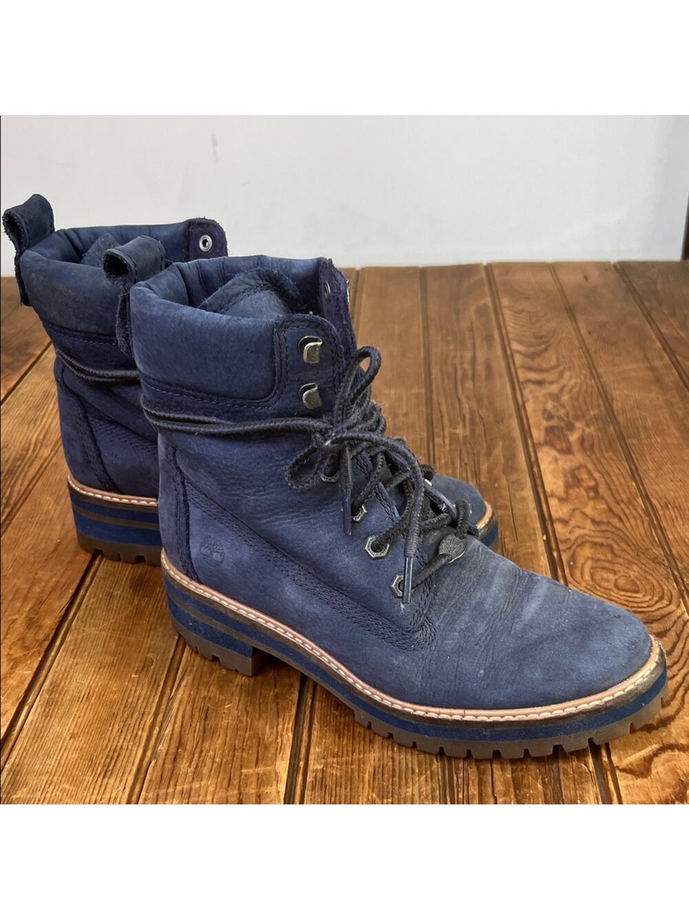 Timberland chunky womens boots cabincore blue lined suede leather size 7